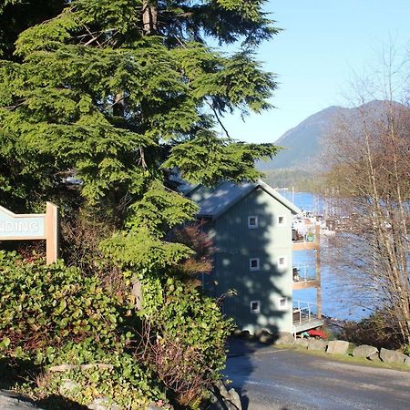 Siennas Harbour House Apartment Tofino Bagian luar foto